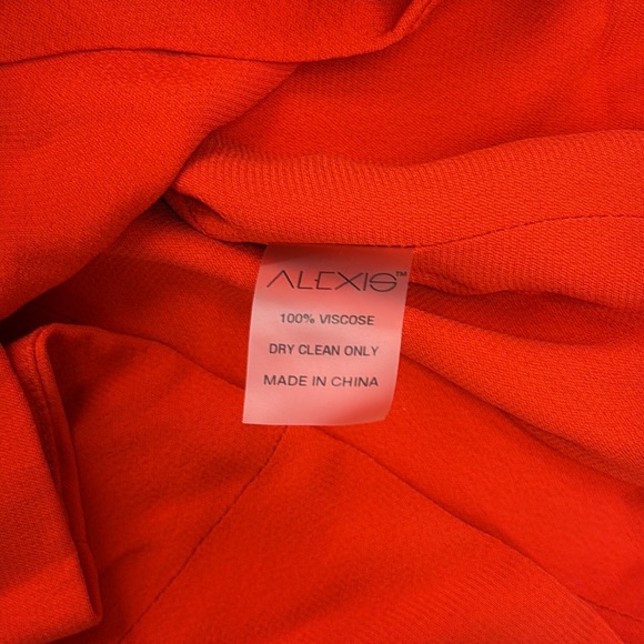 ALEXIS Staz Crepe One-Shoulder Fitted Cocktail Dress - Picture 8 of 8